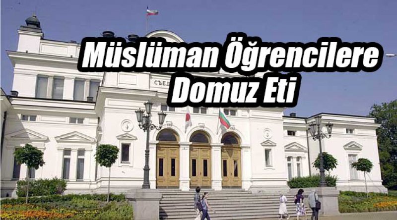 Müslüman Öğrencilere Domuz Eti